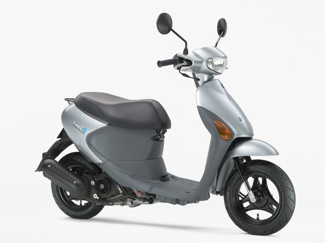 2008年 Let's 4 ミスティックシルバーメタリック（カタログメイン）