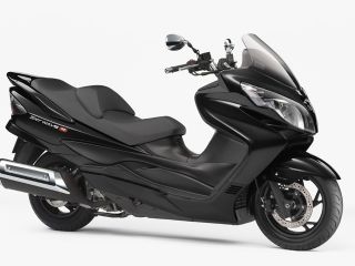2009年 SKYWAVE 250 Type Mパールネブラーブラック