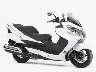 2011年 SKYWAVE 250 Type Mパールミラージュホワイト