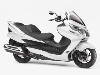 2008年 SKYWAVE 250 Type S BASICパールミラージュホワイト