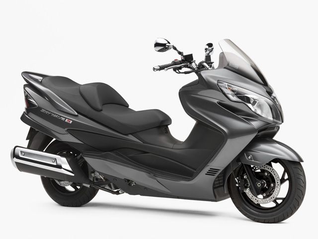 スズキ（SUZUKI）2012年 SKYWAVE 250 Type S BASIC・マイナーチェンジのカタログ情報 |  沖縄のバイクを探すなら【グーバイク沖縄】