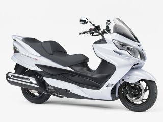 2013年 SKYWAVE 250 Type S BASICパールブレーシングホワイト