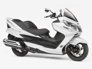 2011年 SKYWAVE 250 Type Sパールミラージュホワイト