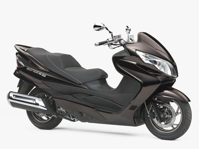 2012年 SKYWAVE 250SS グラスミッドナイトブラウン（カタログメイン）
