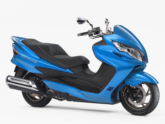 2008年 SKYWAVE 250SS トリトンブルーメタリック（カタログメイン）