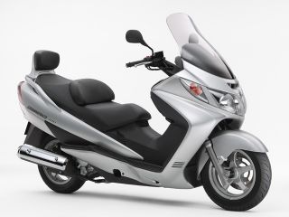 2005年 SKYWAVE 400ソニックシルバーメタリック