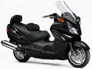 2009年 SKYWAVE 650 LXパールネブラーブラック