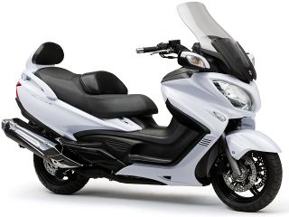 2013年 SKYWAVE 650 LXパールブレーシングホワイト