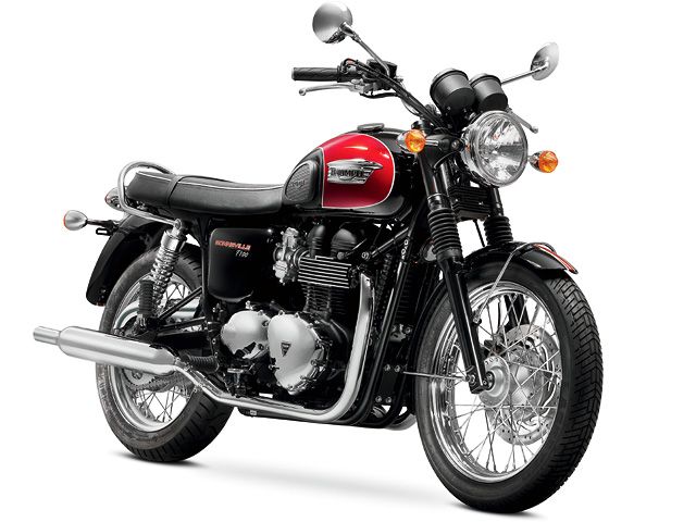 2014年 Bonneville T100 ジェットブラック×クランベリーレッド(カタログメイン)