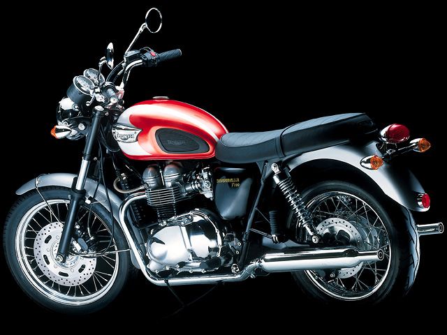 2002年 Bonneville T100 (カタログメイン)