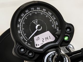 2019年 Street Twin（メーター表示イメージ）