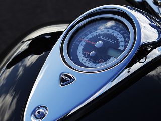 2015年 Thunderbird（メーターイメージ）