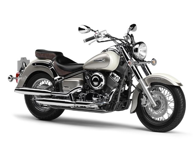 2008年 DragStar Classic 400 ニューパールホワイト（カタログメイン）