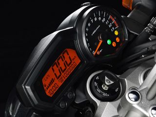 2008年 FZ1（メーター表示イメージ）