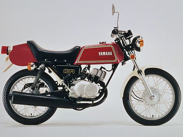 1976年 GR50 ブランディレッドメタリック(カタログメイン)