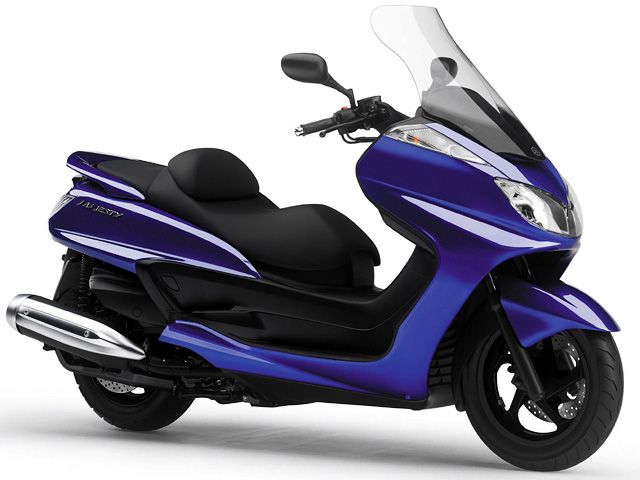 2005年 GRAND MAJESTY 250 ディープパープリッシュブルーメタリックＣ（カタログメイン）