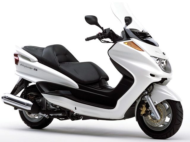 2002年 MAJESTY ABS シルキーホワイト（カタログメイン）