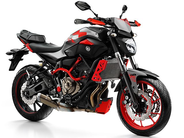 2015年 MT-07 MOTO CAGE （カタログメイン）