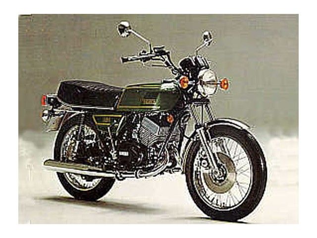 ヤマハ（YAMAHA）1976年 RD400・新登場のカタログ情報 | 沖縄のバイク 