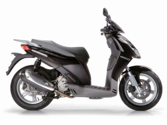 アプリリア（aprilia） スポーツシティ250ie | SPORTCITY 250ieの型式