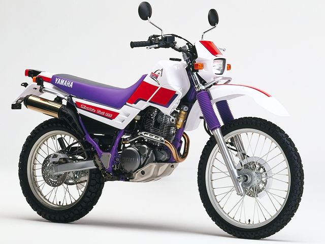 1995年 SEROW 225W パープリッシュホワイトソリッド1/ビビッドパープリッシュレッドソリッド1（カタログメイン）