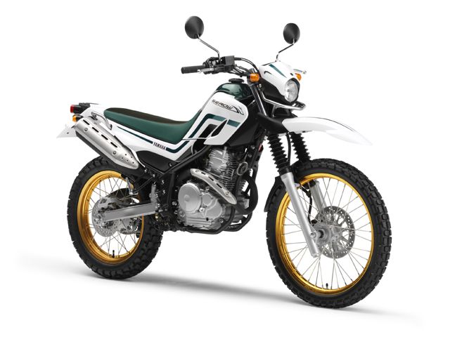2007年 SEROW 250 パープリッシュホワイトソリッド1（カタログメイン）