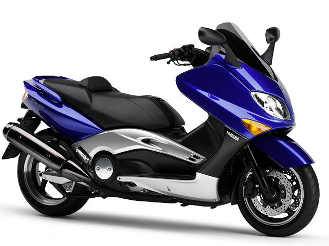 2006年 TMAX ディープパープリッシュブルーメタリックC（カタログメイン）