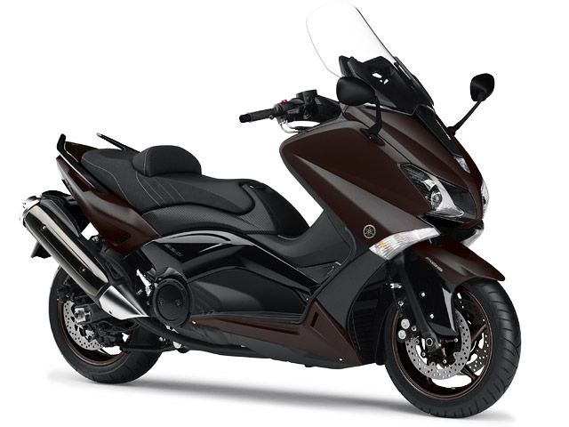 2014年 TMAX530 ABS BRONZE MAX マットダークイエローイッシュグレイメタリック1（カタログメイン）