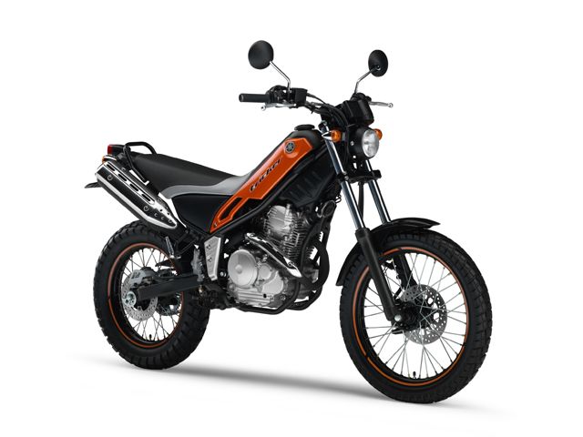 2005年 tricker XG250 S マットブラック2（カタログメイン）