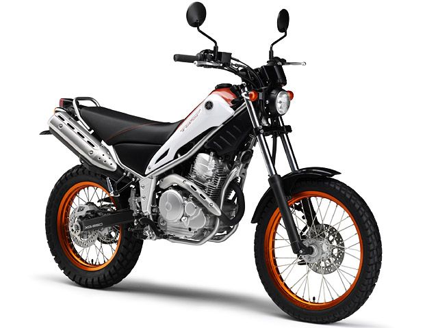 2014年 tricker XG250 ディープオレンジメタリック7(カタログメイン)