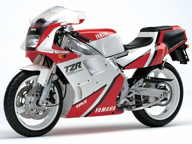 1990年 TZR250SP シルキーホワイト/ファインレッド（カタログメイン）