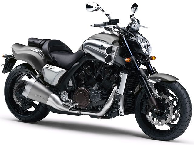 2014年 VMAX マットグレーメタリック3（カタログメイン）