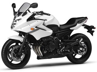 2011年 XJ6 Deversionブルーイッシュホワイトカクテル1