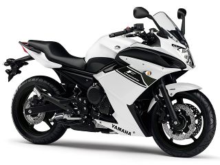 2013年 XJ6 Deversion F ABSブルーイッシュホワイトカクテル1