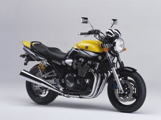 2003年 XJR1300レディッシュイエローカクテル1