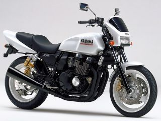 ヤマハ（YAMAHA）1996年 XJR400RⅡ・追加のカタログ情報 | 沖縄