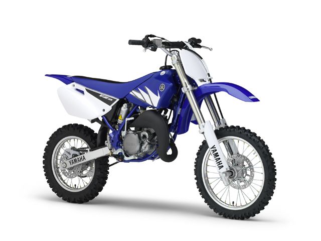2005年 YZ85 ディープパープリッシュブルーソリッドE（カタログメイン）