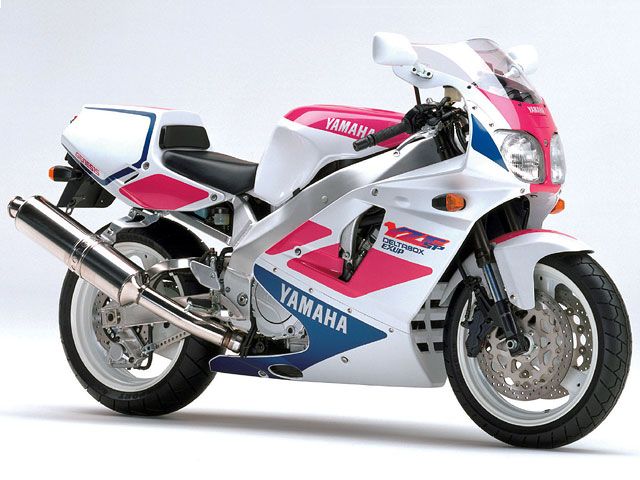 1993年 YZF750SP パープリッシュホワイトカクテル1(カタログメイン)