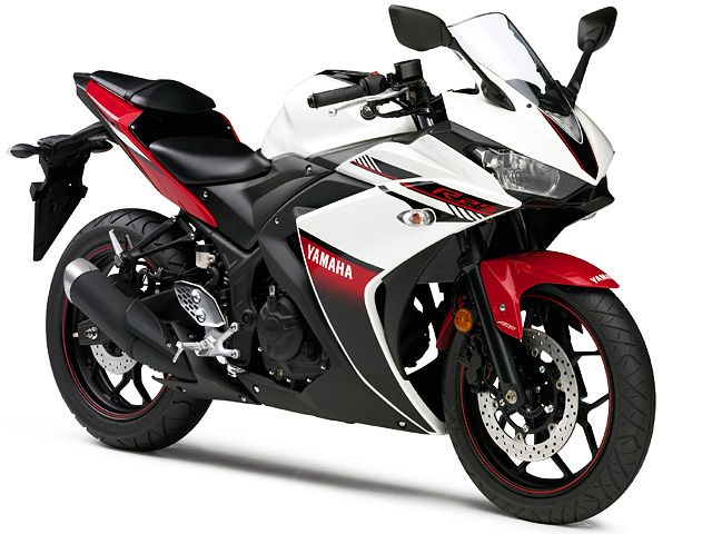 2016年 YZF-R25 ABS ホワイトメタリック6（カタログメイン）