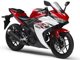 2015年 YZF-R3 ABSビビッドレッドカクテル1