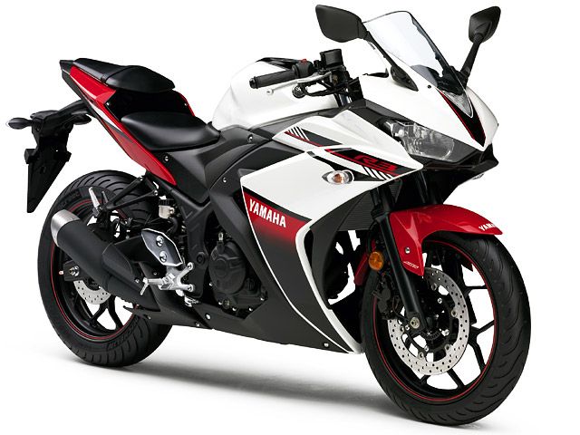 2016年 YZF-R3 ABS ホワイトメタリック6（カタログメイン）