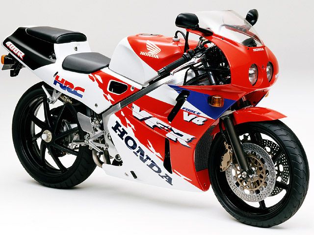 ホンダ Honda Vfr400rの型式 諸元表 詳しいスペック バイクのことならバイクブロス