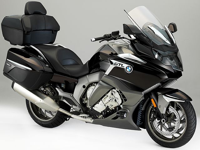 2017年 K1600GTL エボニーメタリック/ブラックストームメタリック（エレガンス）（カタログメイン）