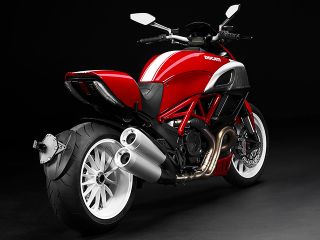 2013年 Diavel