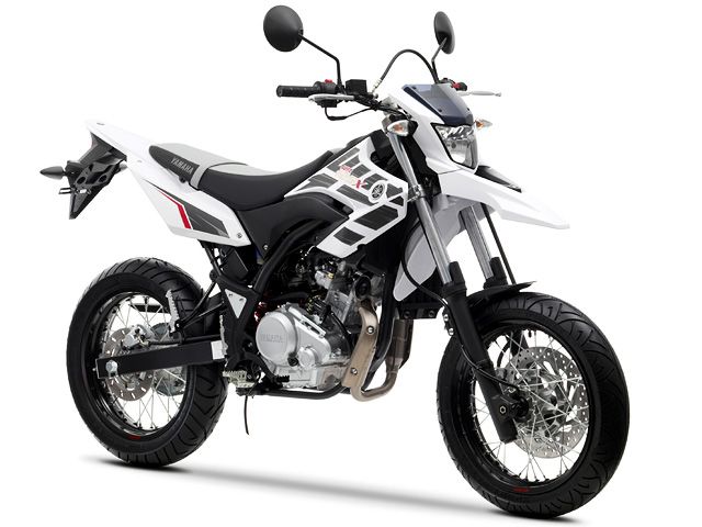 2013年 WR125X （カタログメイン）