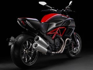 2011年 Diavel Carbon