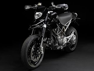 2010年 Hypermotard 1100 EVOブラック
