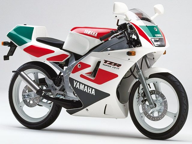1991年 TZR50 ホワイト×ビビットレッドカクテル1(カタログメイン)