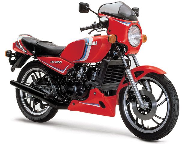 ヤマハ　RZ250オートバイ・バイク