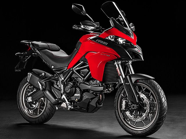2018年 Multistrada 950 レッド（カタログメイン）